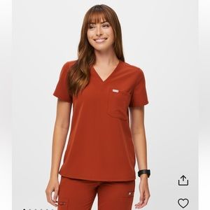 Figs Catarina top in Auburn